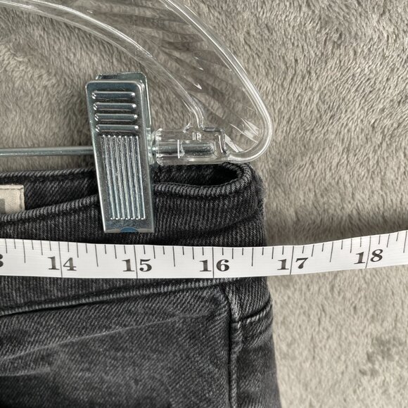 Free People We The Free Denim Bermuda Shorts Women’s 31 Black Button Fly Raw Hem - Picture 5 of 7